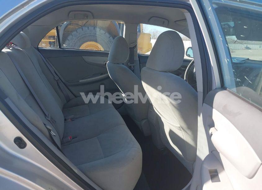 Photo 8 of 2010 Toyota Corolla LE (VIN 1NXBU4EE5AZ306979)