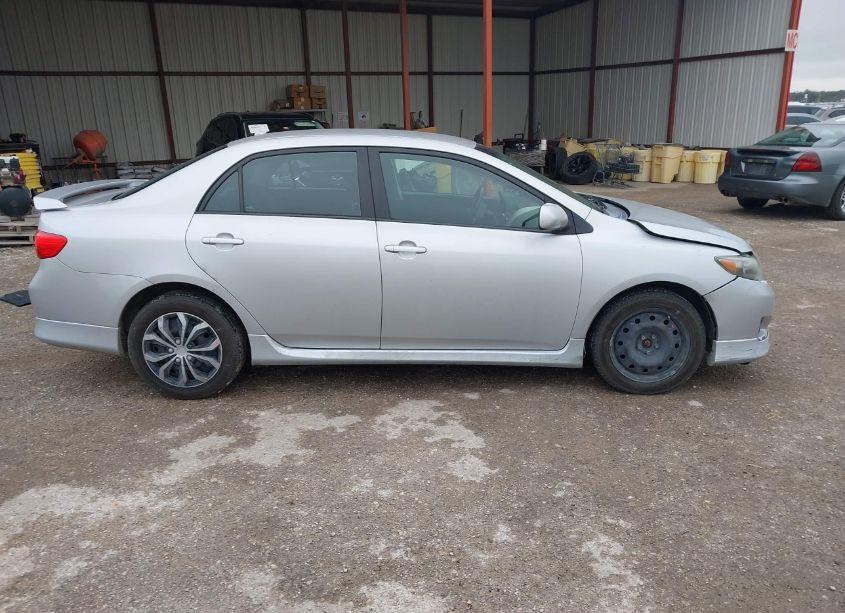 Photo 13 of 2010 Toyota Corolla S (VIN 1NXBU4EE5AZ319814)