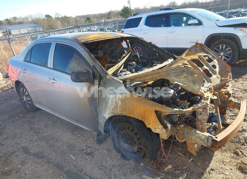 2010 Toyota Corolla LE (VIN 1NXBU4EE5AZ321613) main photo