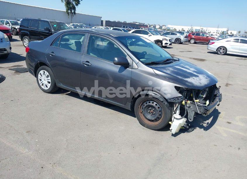 2010 Toyota Corolla LE (VIN 1NXBU4EE5AZ327539) main photo