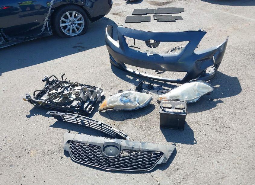 Photo 12 of 2010 Toyota Corolla LE (VIN 1NXBU4EE5AZ327539)