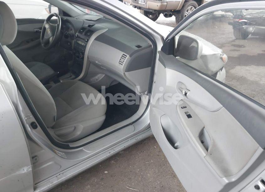 Photo 5 of 2010 Toyota Corolla LE (VIN 1NXBU4EE5AZ343787)