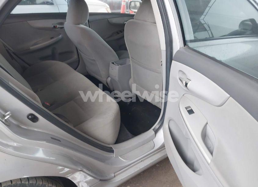 Photo 8 of 2010 Toyota Corolla LE (VIN 1NXBU4EE5AZ343787)