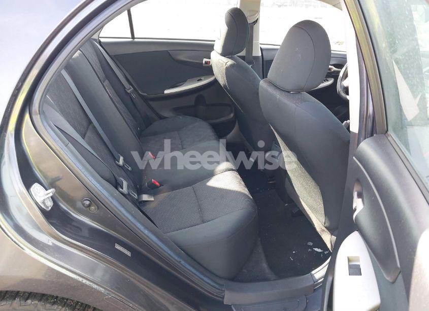 Photo 8 of 2010 Toyota Corolla S (VIN 1NXBU4EE5AZ346155)