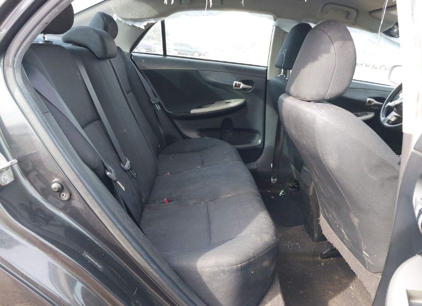 Photo 8 of 2010 Toyota Corolla S (VIN 1NXBU4EE5AZ361867)