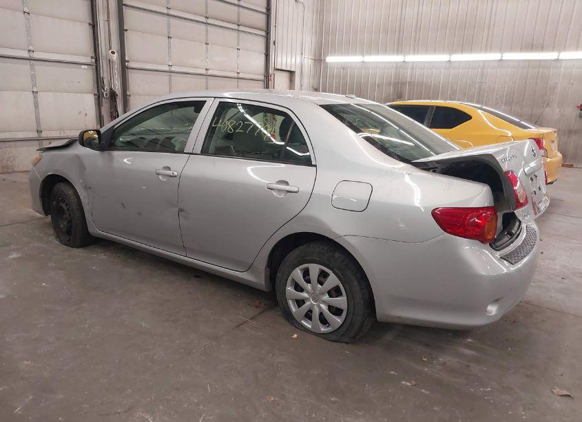 Photo 3 of 2010 Toyota Corolla LE (VIN 1NXBU4EE6AZ172192)