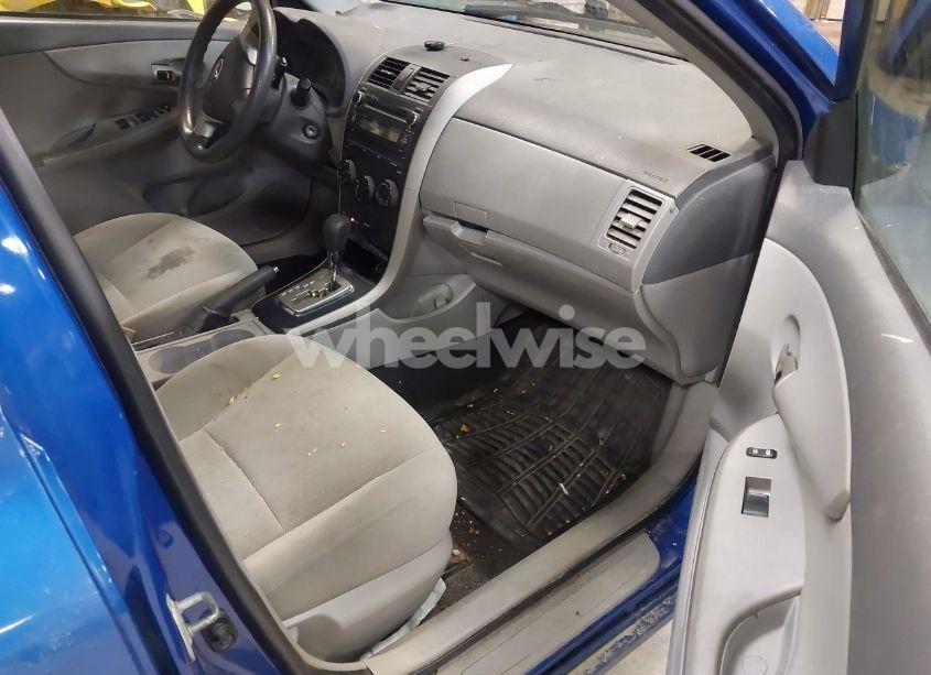 Photo 5 of 2010 Toyota Corolla LE (VIN 1NXBU4EE6AZ188716)