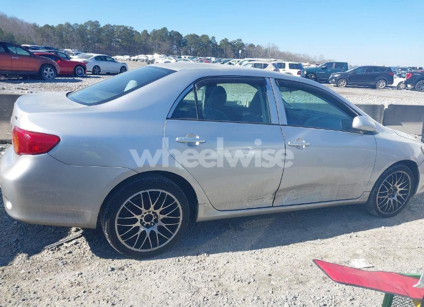 Photo 13 of 2010 Toyota Corolla LE (VIN 1NXBU4EE6AZ208009)