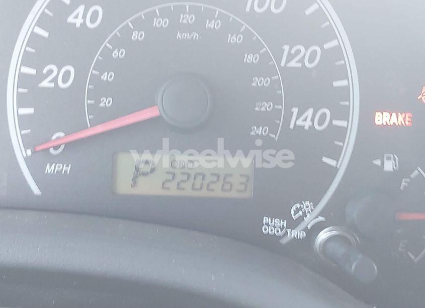 Photo 15 of 2010 Toyota Corolla LE (VIN 1NXBU4EE6AZ208009)