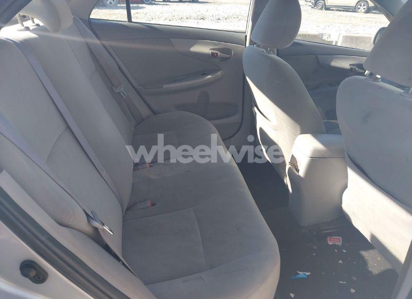 Photo 8 of 2010 Toyota Corolla LE (VIN 1NXBU4EE6AZ208009)