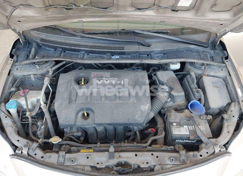 Photo 10 of 2010 Toyota Corolla LE (VIN 1NXBU4EE6AZ208804)