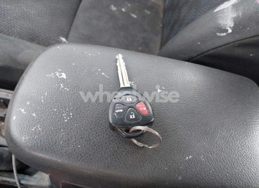 Photo 11 of 2010 Toyota Corolla S (VIN 1NXBU4EE6AZ240300)