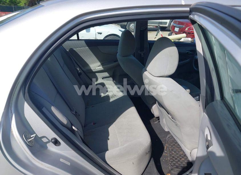 Photo 8 of 2010 Toyota Corolla LE (VIN 1NXBU4EE6AZ243293)