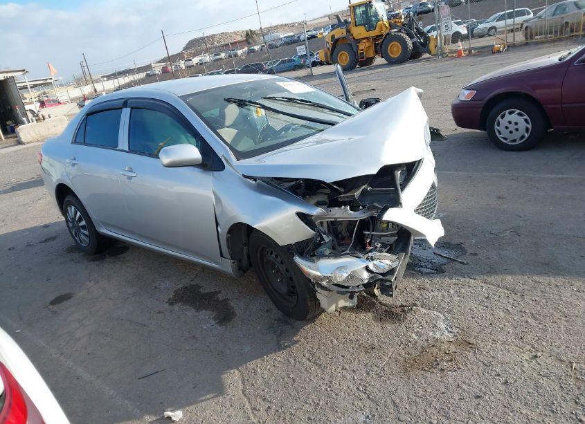 2010 Toyota Corolla LE (VIN 1NXBU4EE6AZ245416) main photo