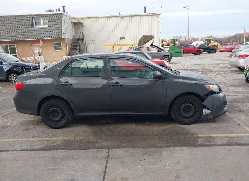 Photo 14 of 2010 Toyota Corolla LE (VIN 1NXBU4EE6AZ247490)