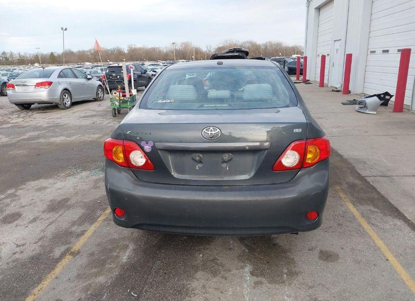 Photo 17 of 2010 Toyota Corolla LE (VIN 1NXBU4EE6AZ247490)