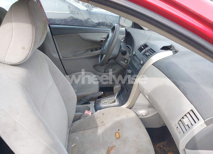 Photo 5 of 2010 Toyota Corolla LE (VIN 1NXBU4EE6AZ249532)