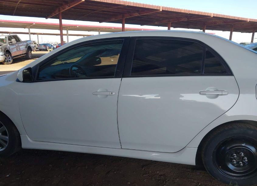 Photo 15 of 2010 Toyota Corolla S (VIN 1NXBU4EE6AZ309602)