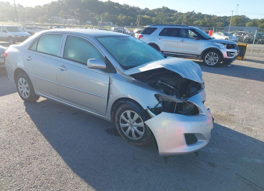 2010 Toyota Corolla LE (VIN 1NXBU4EE6AZ311446) main photo
