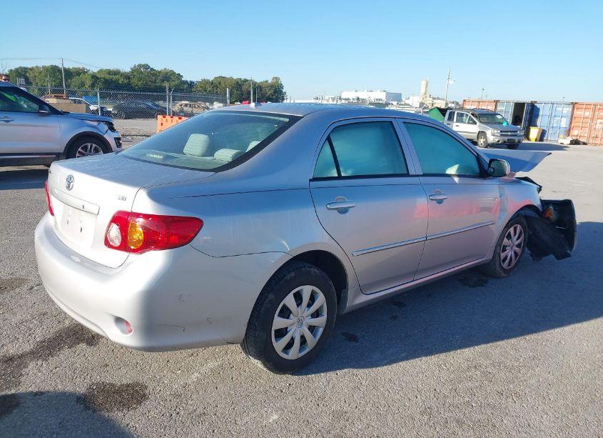 Photo 4 of 2010 Toyota Corolla LE (VIN 1NXBU4EE6AZ311446)