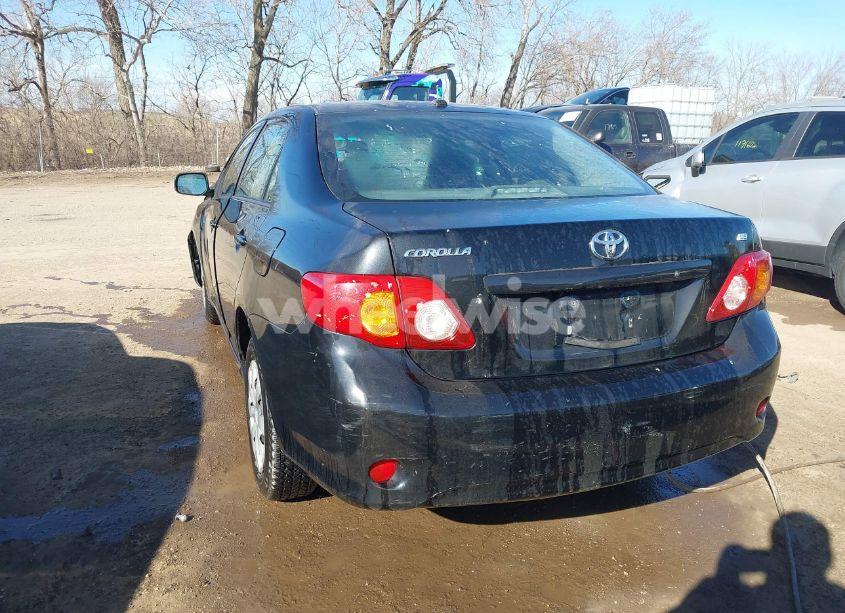 Photo 3 of 2010 Toyota Corolla LE (VIN 1NXBU4EE6AZ330711)