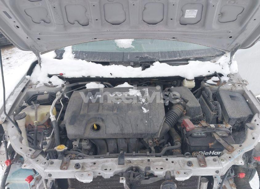 Photo 10 of 2010 Toyota Corolla LE (VIN 1NXBU4EE6AZ340770)