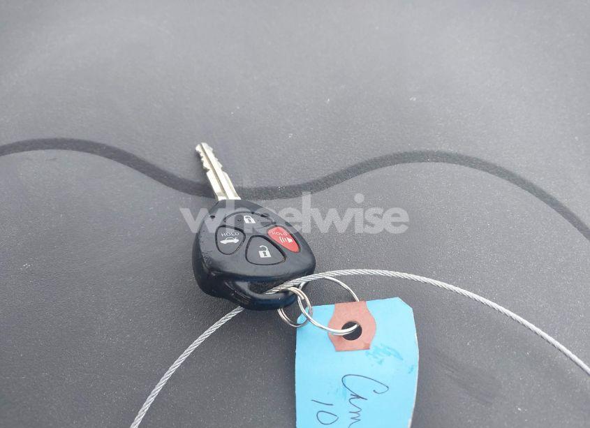 Photo 11 of 2010 Toyota Corolla LE (VIN 1NXBU4EE6AZ340770)