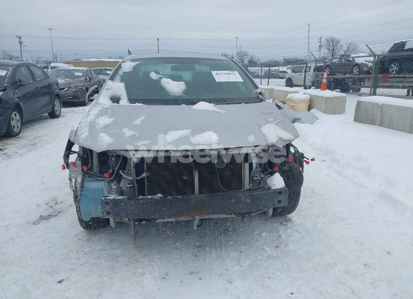 Photo 13 of 2010 Toyota Corolla LE (VIN 1NXBU4EE6AZ340770)