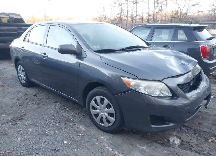 2010 Toyota Corolla LE (VIN 1NXBU4EE6AZ352756) main photo