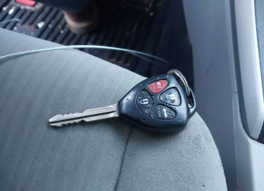 Photo 11 of 2010 Toyota Corolla LE (VIN 1NXBU4EE6AZ352756)