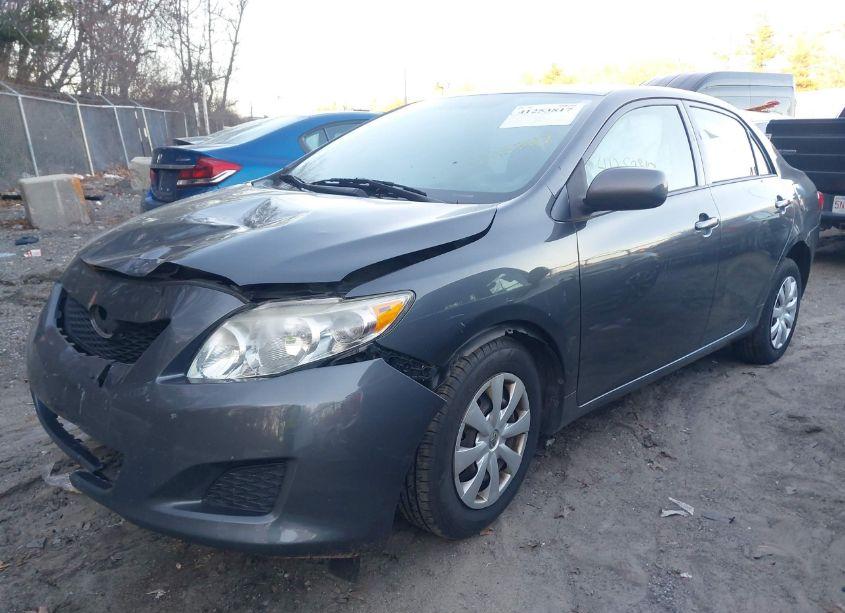 Photo 2 of 2010 Toyota Corolla LE (VIN 1NXBU4EE6AZ352756)