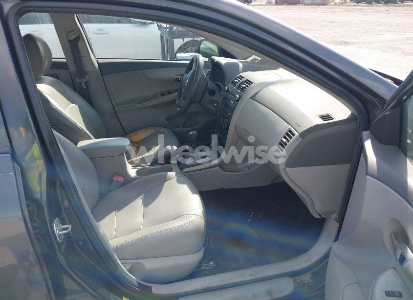 Photo 5 of 2010 Toyota Corolla LE (VIN 1NXBU4EE6AZ362400)