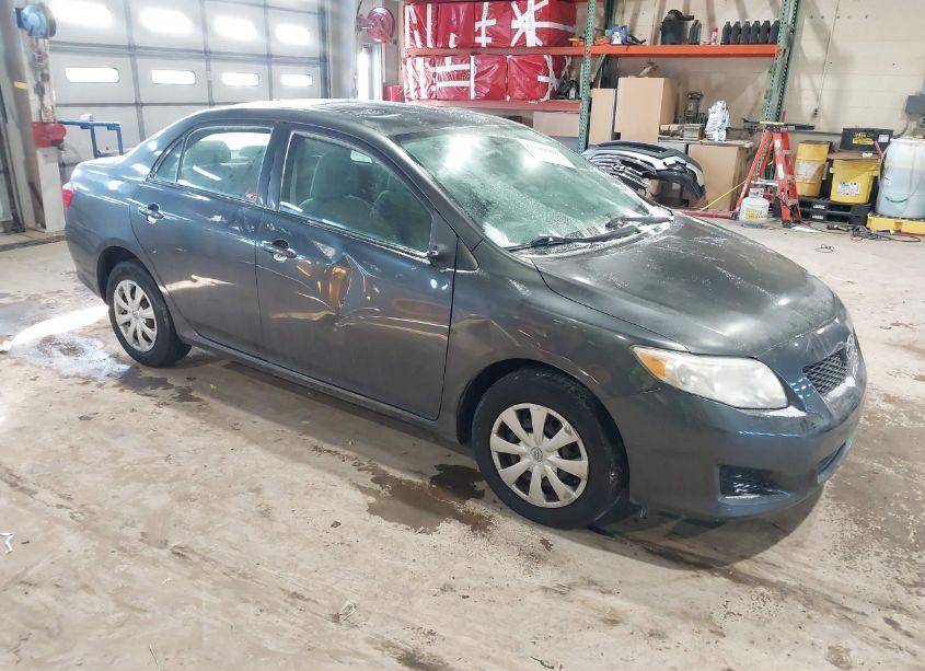 2010 Toyota Corolla LE (VIN 1NXBU4EE6AZ363529) main photo