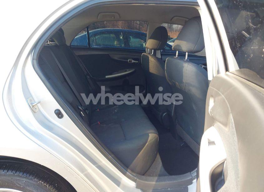 Photo 8 of 2010 Toyota Corolla S (VIN 1NXBU4EE6AZ372649)