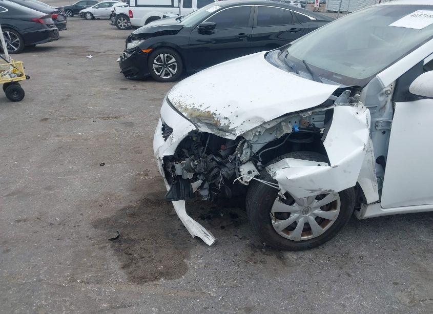 Photo 12 of 2010 Toyota Corolla LE (VIN 1NXBU4EE7AZ193892)