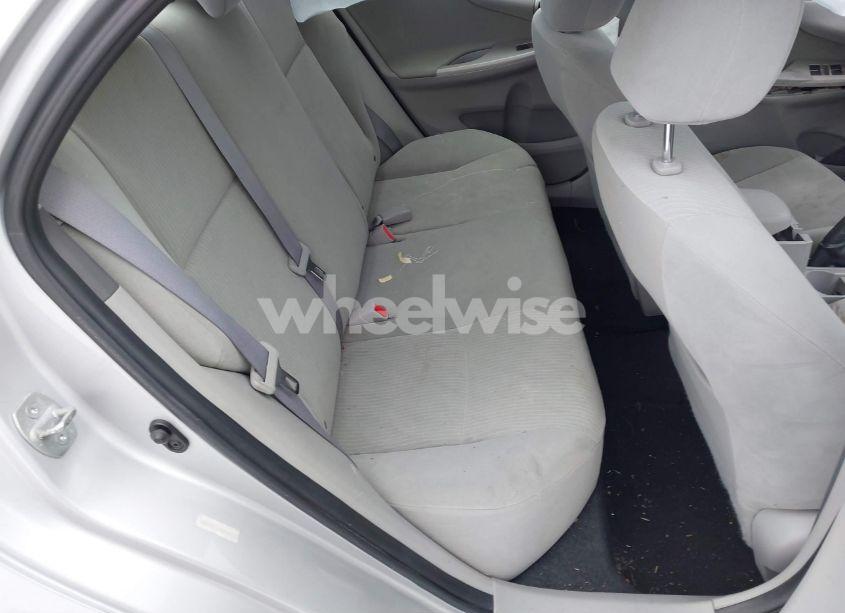 Photo 8 of 2010 Toyota Corolla LE (VIN 1NXBU4EE7AZ220508)