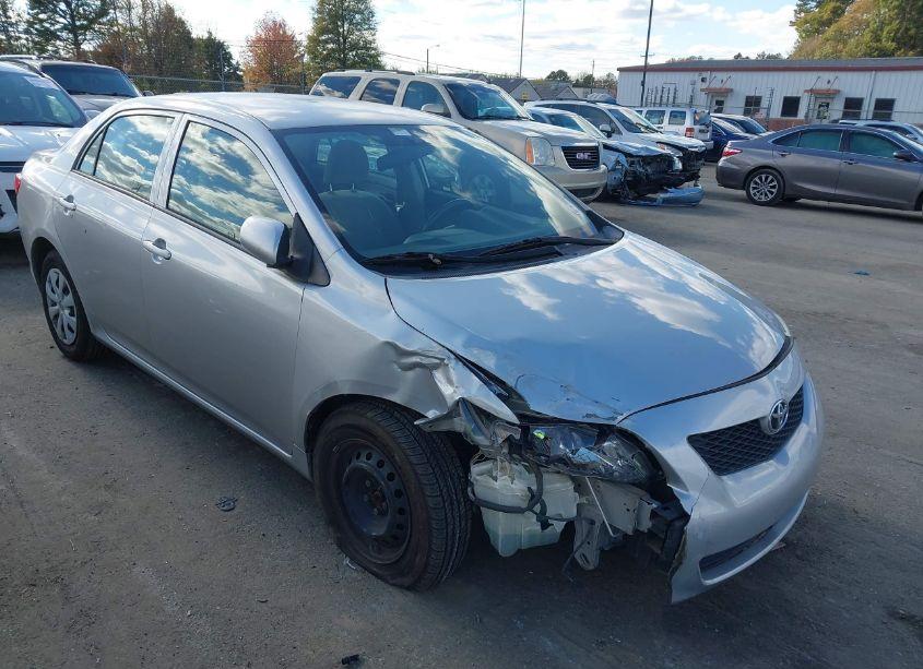 2010 Toyota Corolla LE (VIN 1NXBU4EE7AZ254982) main photo