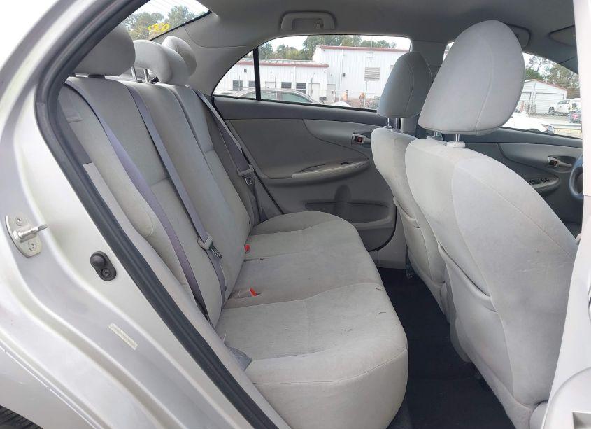 Photo 8 of 2010 Toyota Corolla LE (VIN 1NXBU4EE7AZ254982)