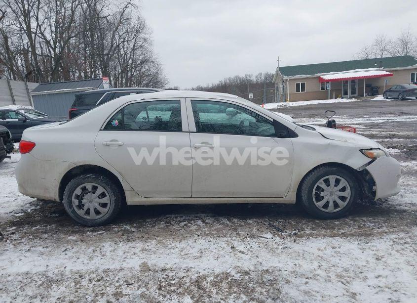 Photo 13 of 2010 Toyota Corolla LE (VIN 1NXBU4EE7AZ260765)