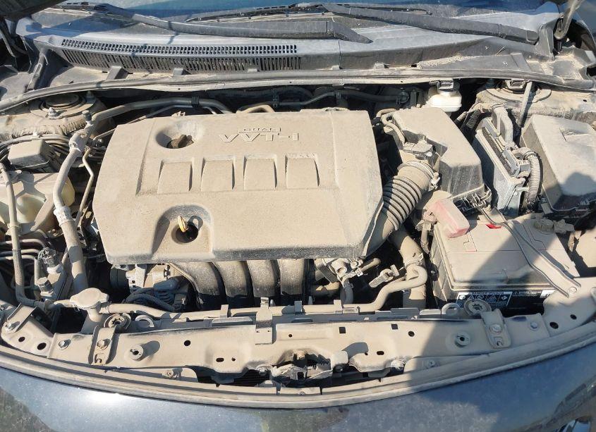 Photo 10 of 2010 Toyota Corolla S (VIN 1NXBU4EE7AZ261401)