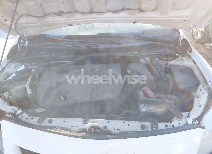 Photo 10 of 2010 Toyota Corolla LE (VIN 1NXBU4EE7AZ282863)