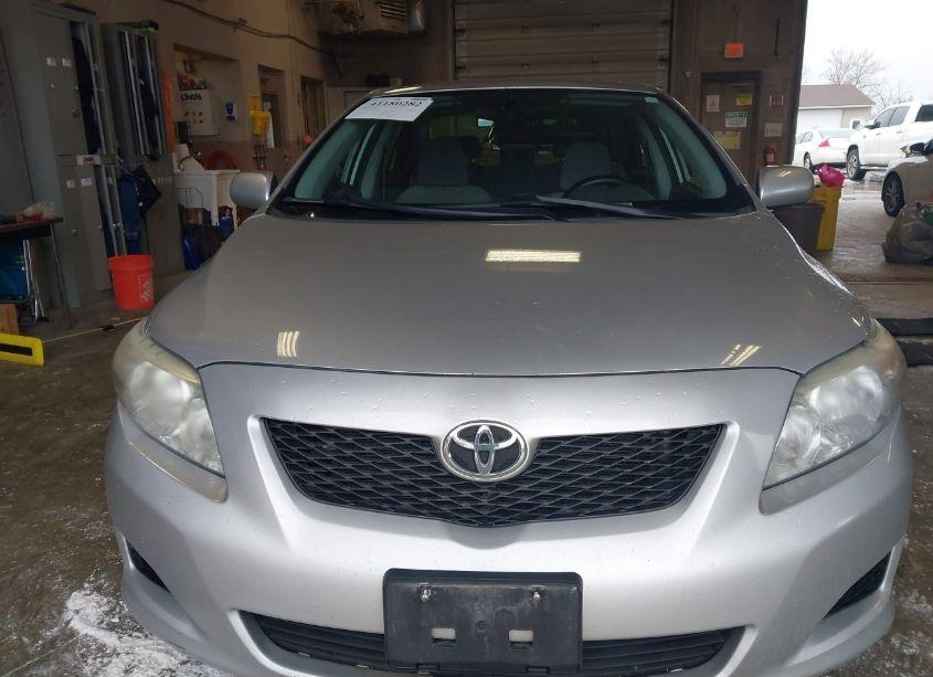 Photo 12 of 2010 Toyota Corolla LE (VIN 1NXBU4EE8AZ165566)