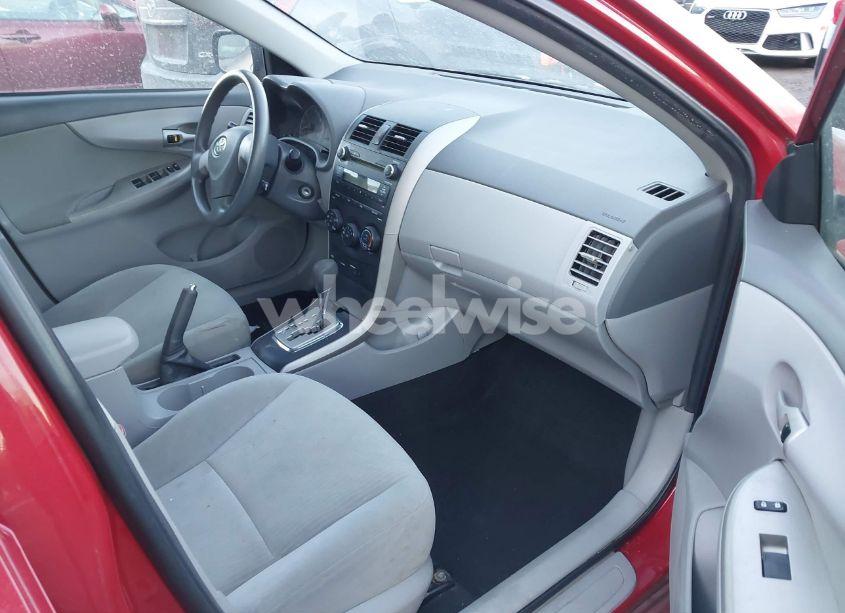 Photo 5 of 2010 Toyota Corolla LE (VIN 1NXBU4EE8AZ192010)