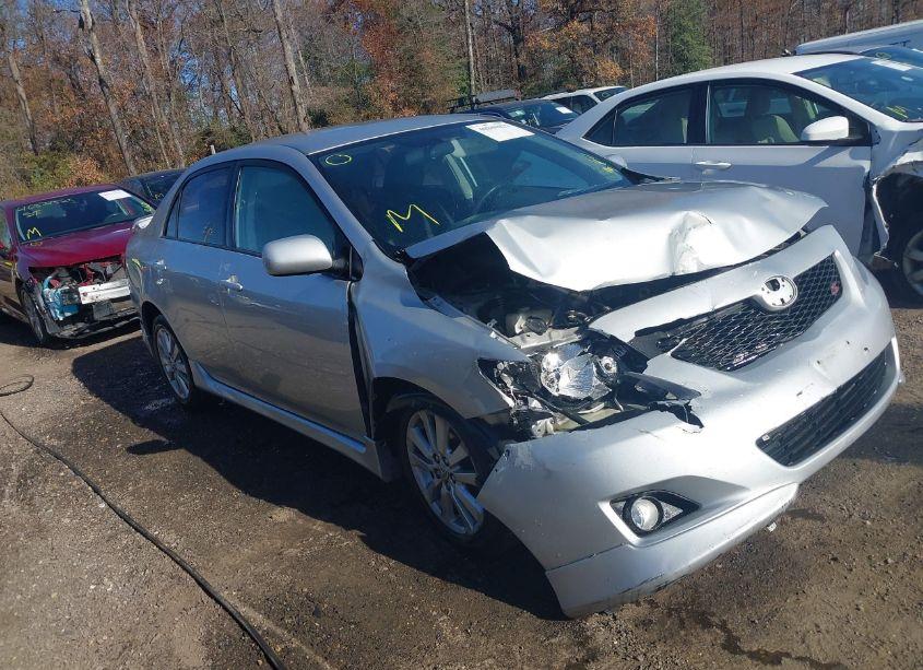 2010 Toyota Corolla S (VIN 1NXBU4EE8AZ199197) main photo