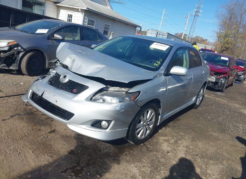 Photo 2 of 2010 Toyota Corolla S (VIN 1NXBU4EE8AZ199197)