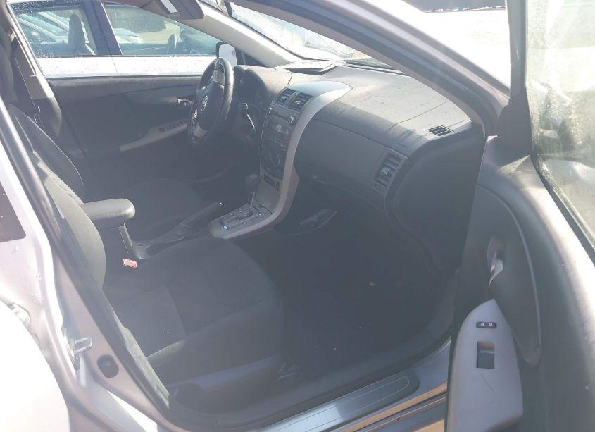 Photo 5 of 2010 Toyota Corolla S (VIN 1NXBU4EE8AZ199197)