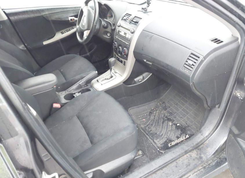 Photo 5 of 2010 Toyota Corolla S (VIN 1NXBU4EE8AZ202244)