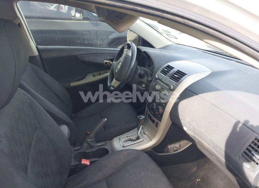 Photo 5 of 2010 Toyota Corolla S (VIN 1NXBU4EE8AZ202258)