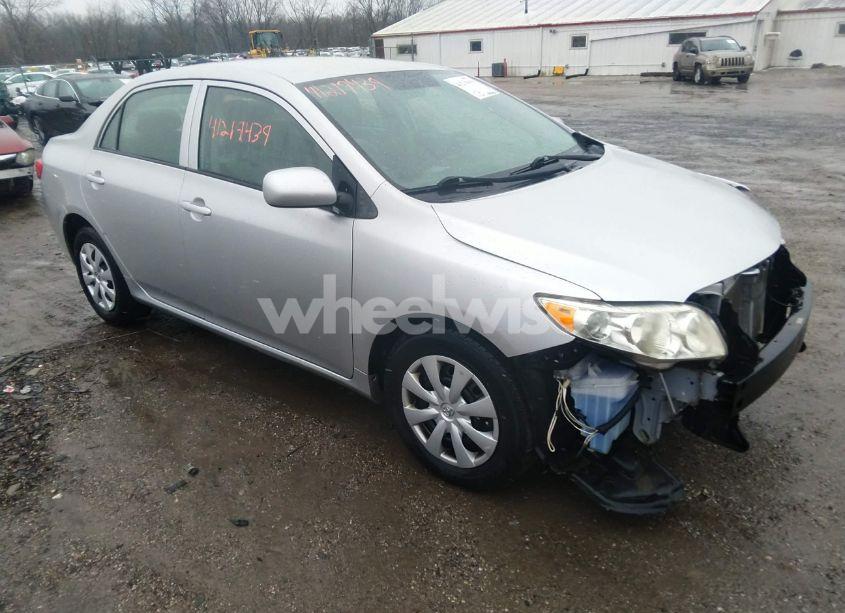 2010 Toyota Corolla LE (VIN 1NXBU4EE8AZ203331) main photo