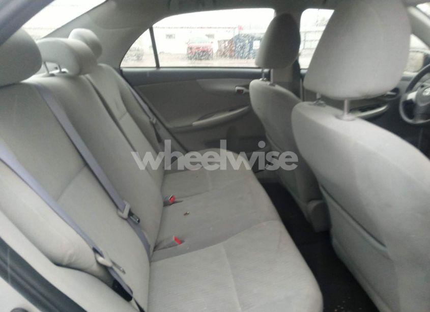 Photo 8 of 2010 Toyota Corolla LE (VIN 1NXBU4EE8AZ203331)